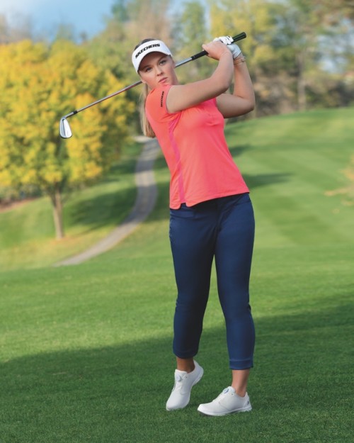 斯凯奇高尔夫精英运动员 Brooke Henderson破纪录摘得LPGA赛事冠军